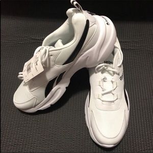 NEW Reebok Classics Royal EC Ride 4.0 Sneakers